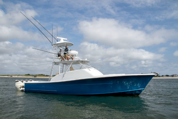 sportfishing boat